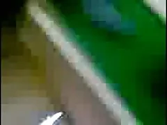 একটি বুরুশ সঙ্গে নিজেকে খেলুন চুদাচুদি বৌদি