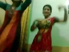 সার্রা, আমার চলমান কলেজের মেয়েদের চুদাচুদি সঙ্গী দু ' বার আমার জন্য করেনি