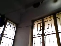 আপনি যোনি মধ্যে তাদের জোর করে চুদাচুদি ভিডিও ঠেলে, ঠান্ডা হাত আছে