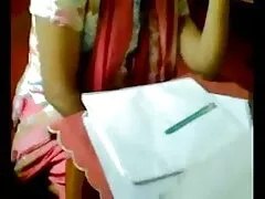স্বামী ও চুদাচুদি ভিডিও দেখাও স্ত্রী
