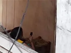 বড় সুন্দরী মহিলা দেবের চুদাচুদি
